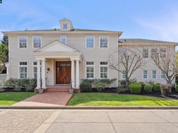 3 Brooktree Dr