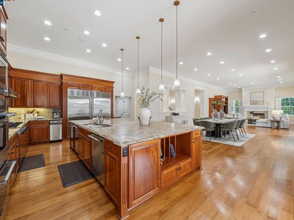 3 Brooktree Dr, Danville CA 94506