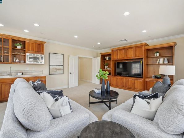 3 Brooktree Dr, Danville CA 94506