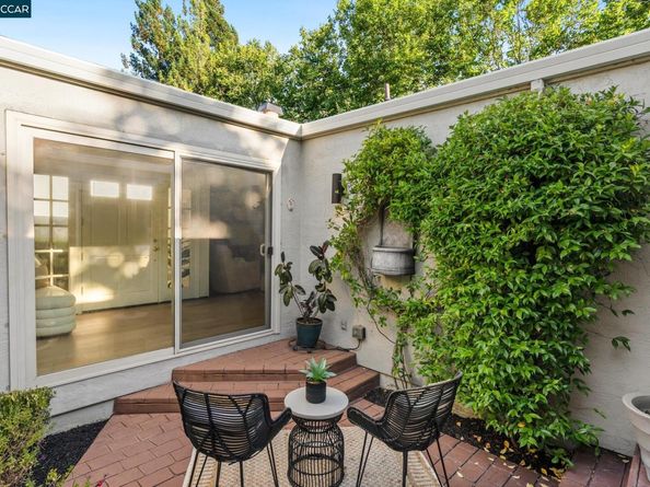 2003 Saint George Rd, Danville CA 94526