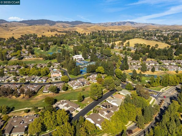 2003 Saint George Rd, Danville CA 94526