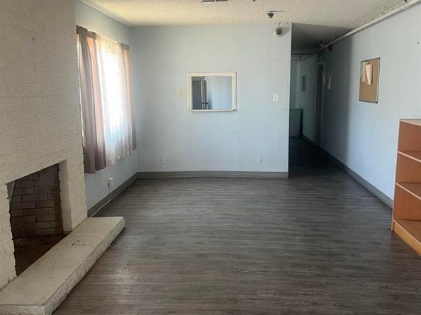 4201 West St, Oakland CA 94608