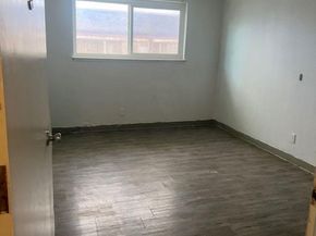 4201 West St, Oakland CA 94608