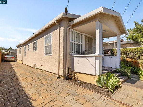 1031 70th Ave, Oakland CA 94621