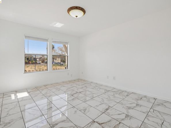 1021 Santa Ines Ct, Oakland CA 94601