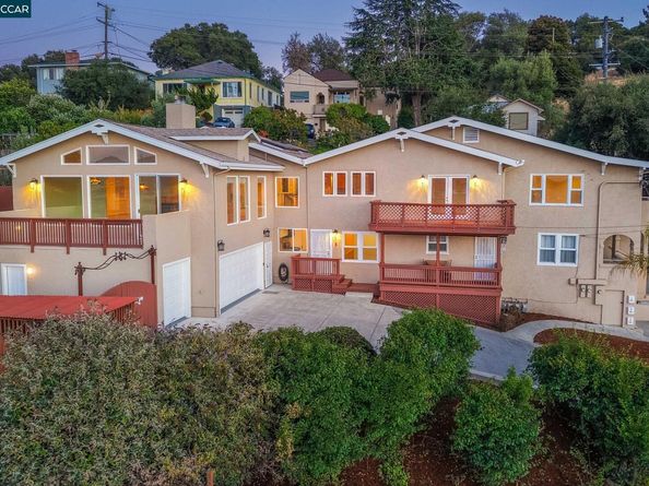 1135 5Th Ave, Crockett CA 94525