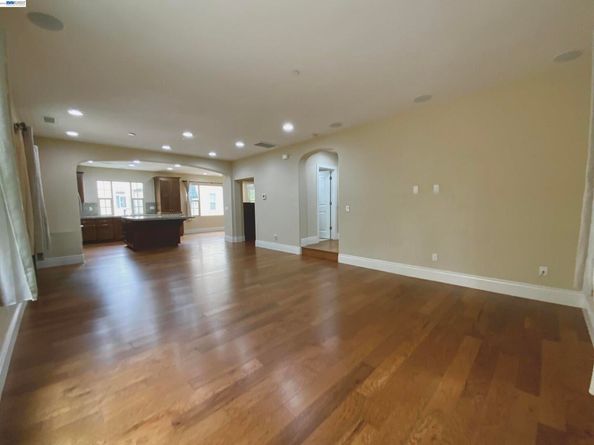 69 Pimentel Cir, Milpitas CA 95035