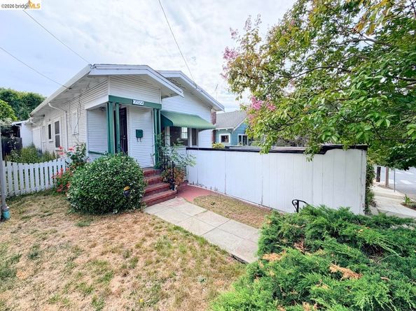 3524 Wisconsin St, Oakland CA 94619