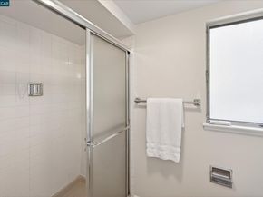 3410 Tice Creek Dr 2, Walnut Creek CA 94595