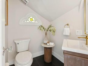 893 Glendome Circle, Oakland CA 94602