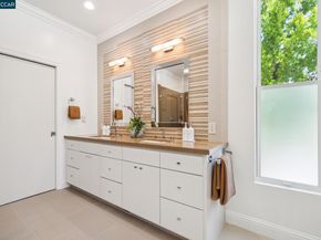 3646 Happy Valley Rd, Lafayette CA 94549