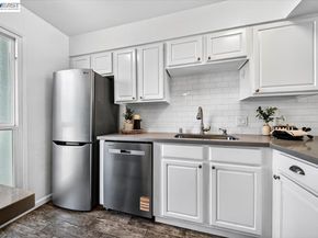 3399 Norton Way 8, Pleasanton CA 94566