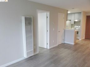 325 Valle Vista Ave 117, Hayward CA 94544