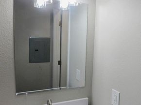 325 Valle Vista Ave 117, Hayward CA 94544