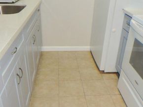 325 Valle Vista Ave 117, Hayward CA 94544