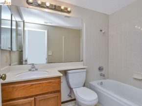 2776 East Ct, Richmond CA 94806