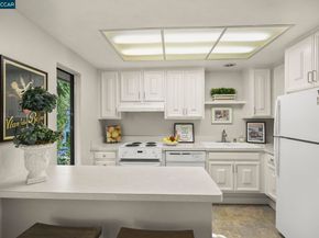 1225 Singingwood Ct 1, Walnut Creek CA 94595