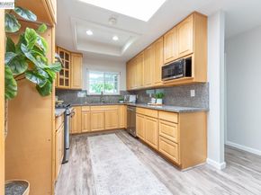 32432 Deborah Dr, Union City CA 94587