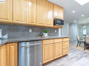 32432 Deborah Dr, Union City CA 94587