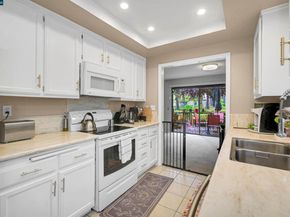 14009 Seagate Dr, San Leandro CA 94577