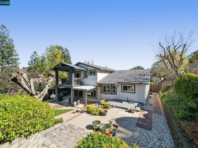 1014 Veterans Ct, Martinez CA 94553