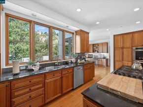 21 Live Oak Rd, Berkeley CA 94705