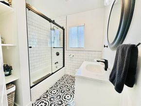 418 Douglas Ave, Oakland CA 94603