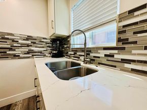 418 Douglas Ave, Oakland CA 94603