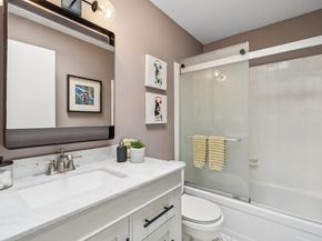 525 Mandana Blvd 402, Oakland CA 94610