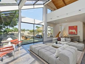 240 Tappan Ln, Orinda CA 94563