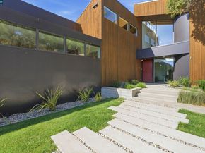240 Tappan Ln, Orinda CA 94563