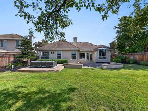 558 Montori Ct, Pleasanton CA 94566
