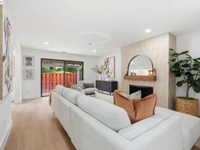 2 Knoll Ct, Hercules CA 94547