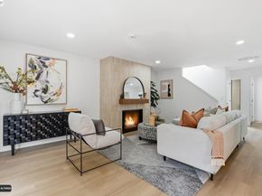 2 Knoll Ct, Hercules CA 94547