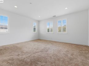 282 Drummond Dr, Hayward CA 94542