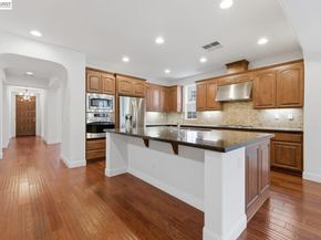 282 Drummond Dr, Hayward CA 94542