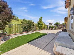 282 Drummond Dr, Hayward CA 94542