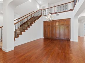282 Drummond Dr, Hayward CA 94542