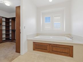 282 Drummond Dr, Hayward CA 94542