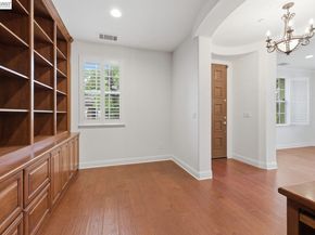 282 Drummond Dr, Hayward CA 94542