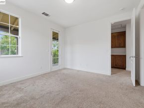 282 Drummond Dr, Hayward CA 94542