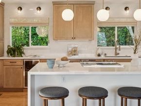 6874 Chambers Dr., Oakland CA 94611