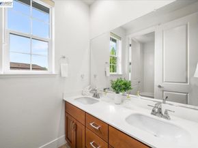 405 Wayland Loop, Livermore CA 94550