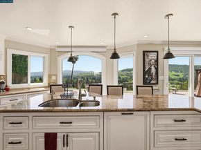 385 Paraiso Drive, Danville CA 94526