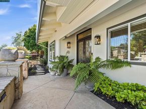 385 Paraiso Drive, Danville CA 94526