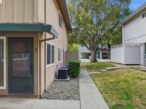 8185 Arroyo Dr 3, Pleasanton CA 94588