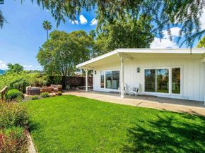 11 Dale Court, Lafayette CA 94595