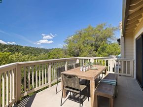 467 Beacon Ridge Ln, Walnut Creek CA 94597
