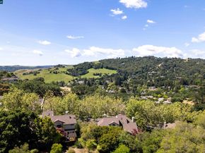 467 Beacon Ridge Ln, Walnut Creek CA 94597