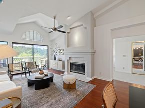 467 Beacon Ridge Ln, Walnut Creek CA 94597